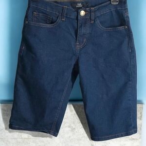 True Indigo shorts girls size 14 blue demin Bermuda length